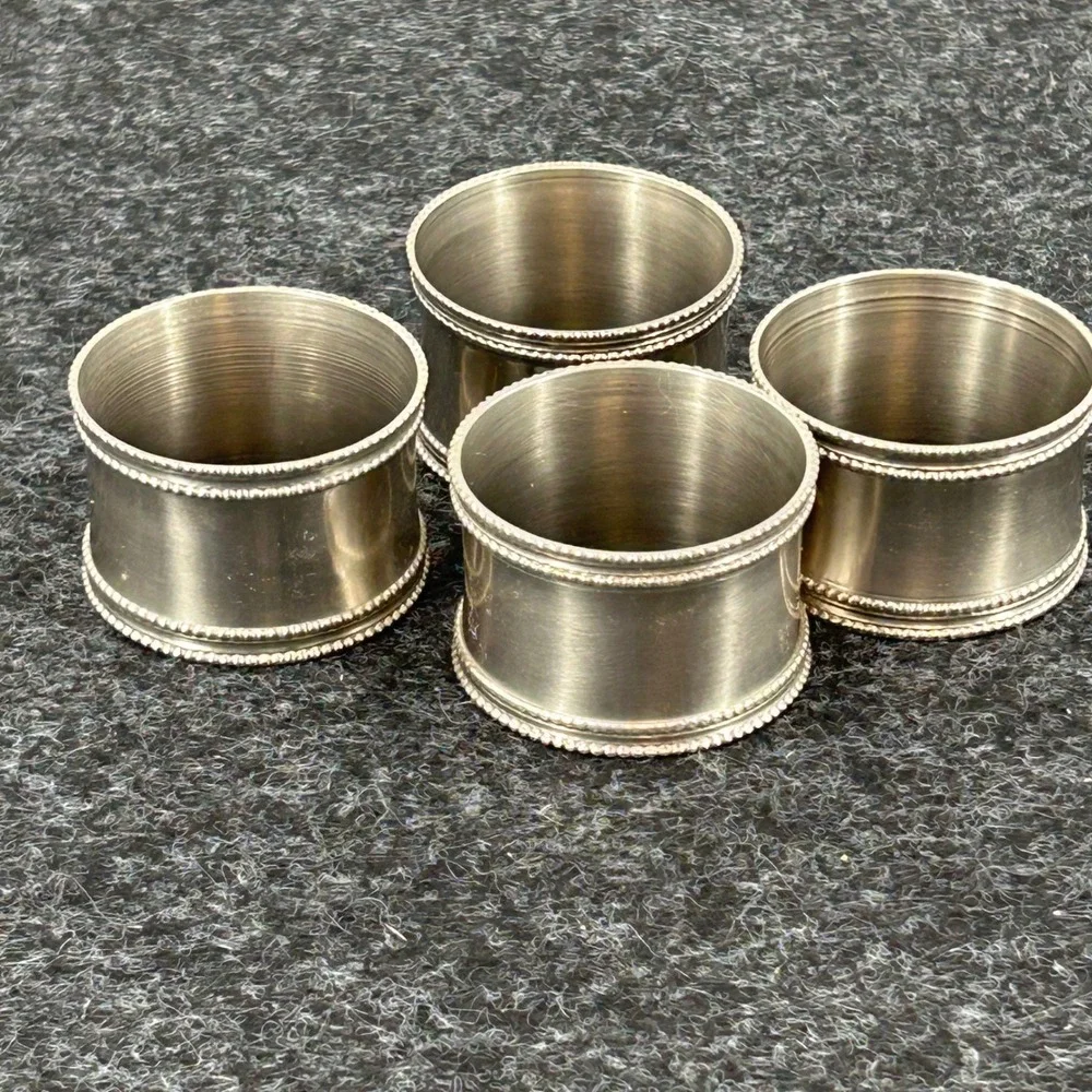 Silver Tone Beaded Rim Napkin Rings Set of 4 Vintage Style Table Decor
